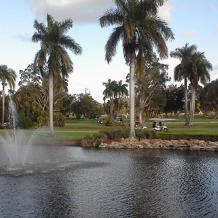 Hollywood Beach Golf Resort Exterior photo