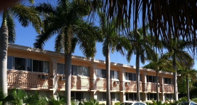 Hollywood Beach Golf Resort Exterior photo