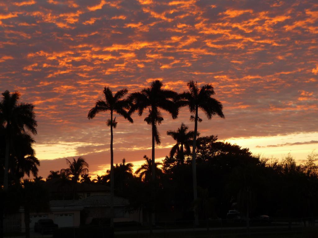 Hollywood Beach Golf Resort Exterior photo