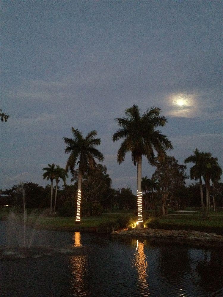 Hollywood Beach Golf Resort Exterior photo